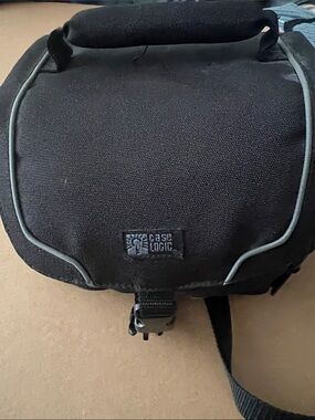 Case Logic Black Compact Messenger Camera Bag